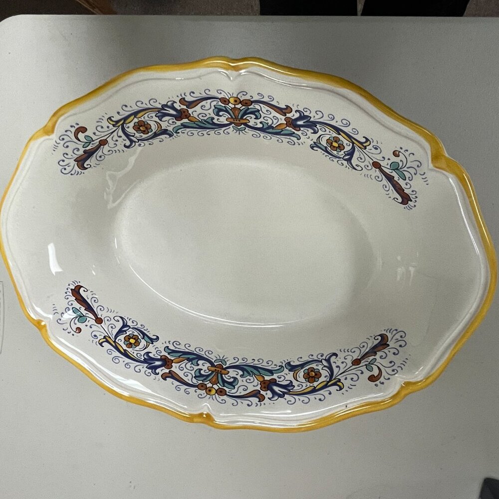 Deruta large serving platter floral